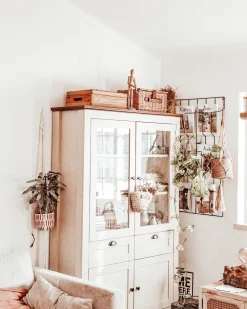 Beliani Astiakaappi 4 Ovea 2 Laatikkoa Kermanvalkoinen Seatlle Store