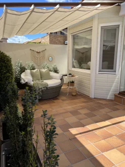 Beliani Aurinkovuode Polyrottinki Vaaleanruskea Sylt Online