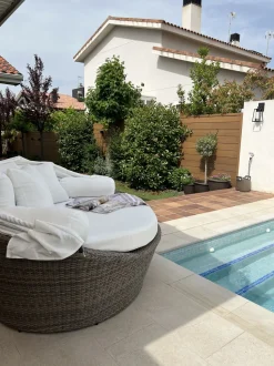 Beliani Aurinkovuode Polyrottinki Vaaleanruskea Sylt Online