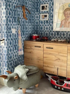 Beliani Elainjakkara Kangas Säilytystila Tummanvihrea 92 X 42 Cm Triceratops Online