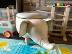 Beliani Elainjakkara Keinonahka Säilytystila Vaaleanharmaa 70 X 32 Cm Elephant Shop