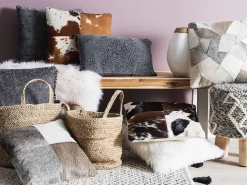 Beliani Harmaa Nahkainen Tilkkukoristetyynysetti 45 X 45 Cm 2 Kpl Neeloor Fashion