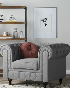 Beliani Iso Vaaleanharmaa Kangasverhoiltu Nojatuoli Chesterfield Online