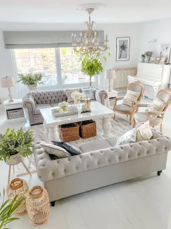 Beliani 3-Istuttava Sohva Kangas Vaaleanharmaa Chesterfield Store