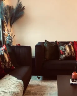 Beliani 3-Istuttava Sohva Samettinen Musta Arvika Flash Sale