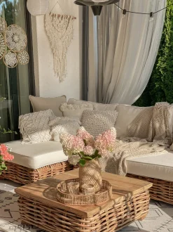 Beliani 4-Istuttava Ulkosohvaryhma Rottinki Vasenk. Luonnonvari Varallo Clearance