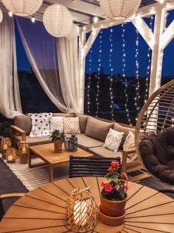 Beliani 4-Istuttava Ulkosohvaryhma Akaasia Oikeak. Vaalea Puu Timor Fashion