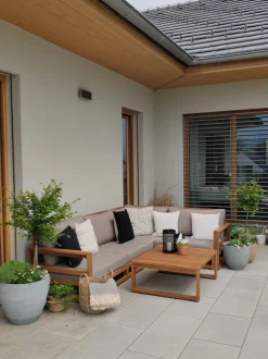 Beliani 4-Istuttava Ulkosohvaryhma Akaasia Oikeak. Vaalea Puu Timor Fashion