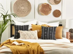 Beliani Koristetyyny Puuvilla Musta/Valkoinen 45 X 45 Cm Benzoin Cheap