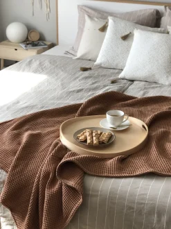 Beliani Koristetyyny Valkoinen Kohokuvioitu 45 X 45 Cm 2 Kpl Azalea Outlet