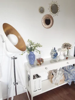 Beliani Lattiavalaisin Metalli Valkoinen/Kulta Thames Ii Cheap