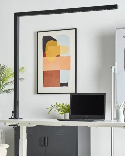 Beliani Led-Poytavalaisin Alumiini Musta Octant Store