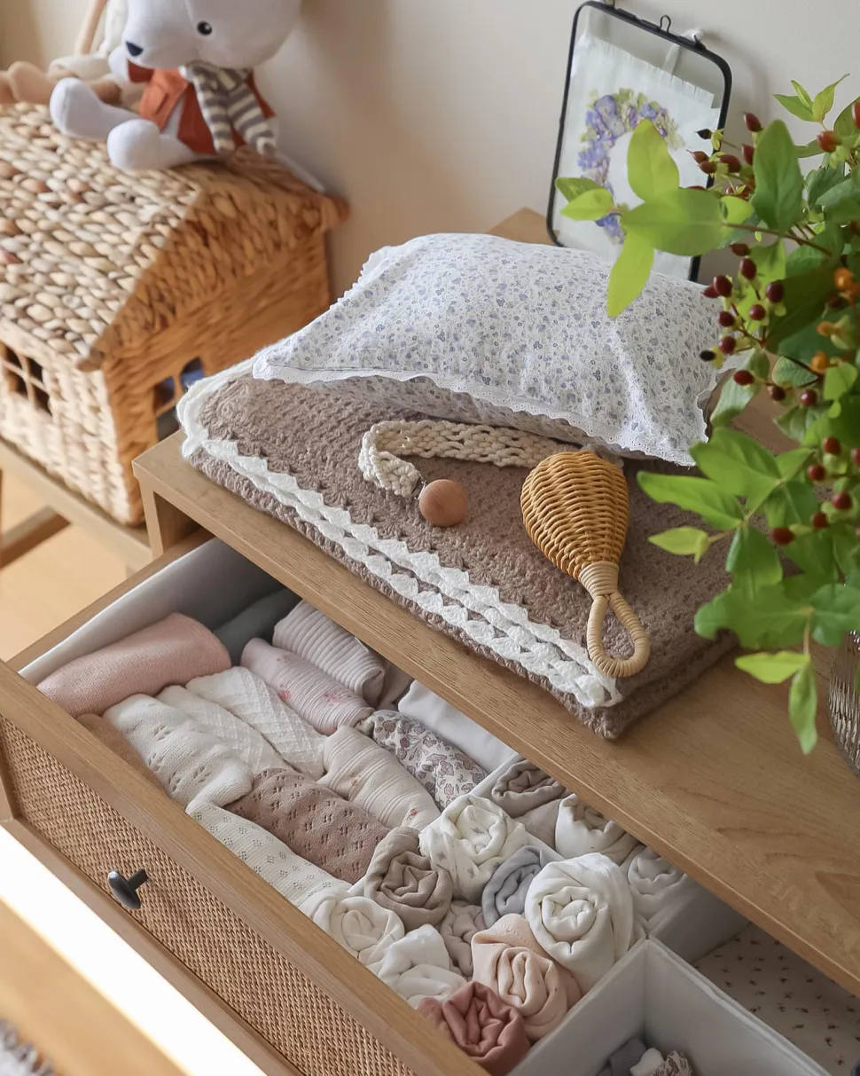 Beliani Lipasto Rottinki 3 Laatikkoa Vaalea Puu Ponca Cheap