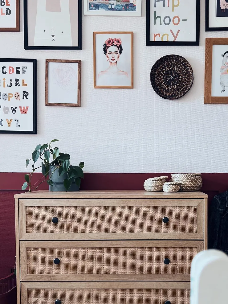 Beliani Lipasto Rottinki 3 Laatikkoa Vaalea Puu Ponca Cheap