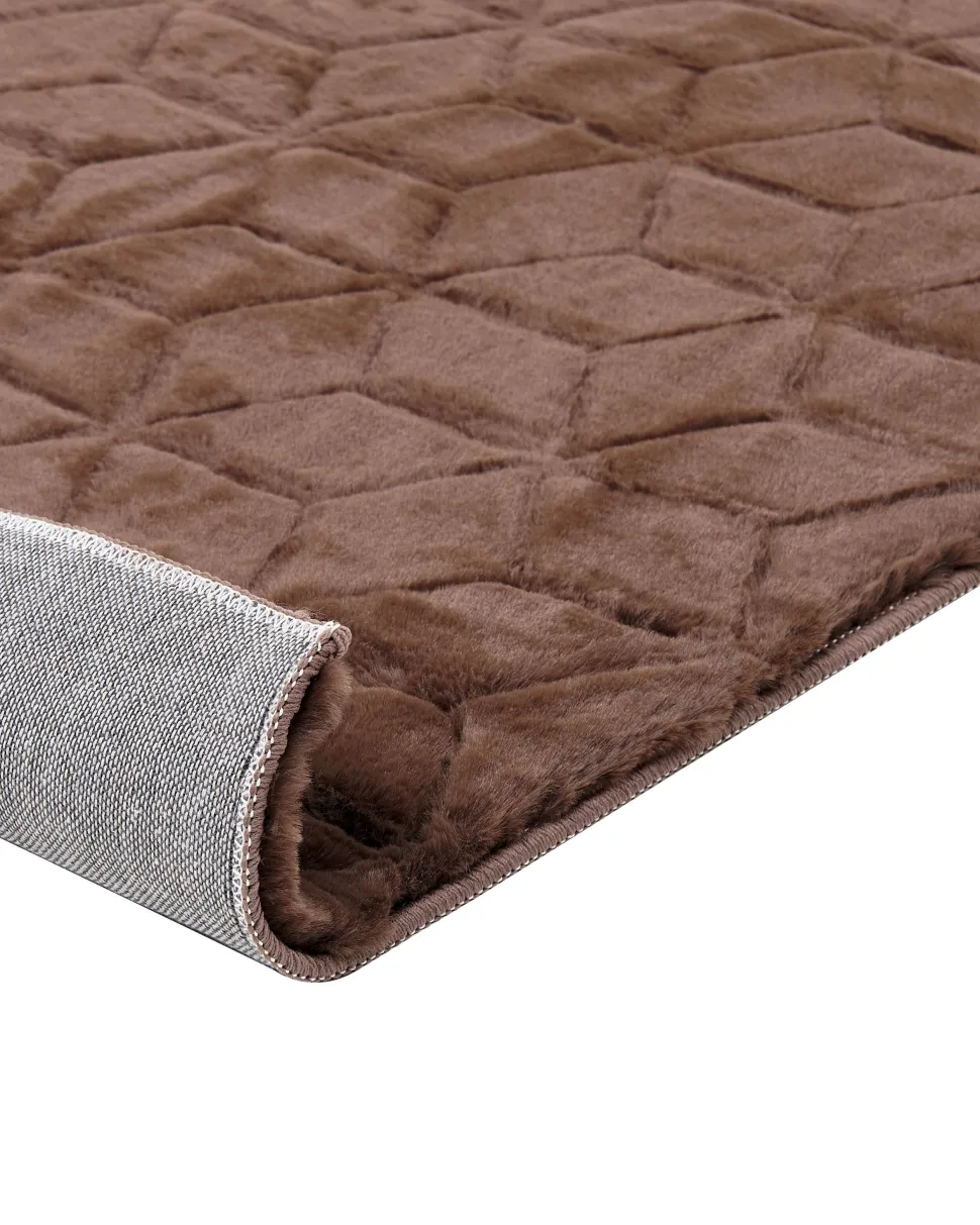 Beliani Matto Janiksen Tekoturkis Ruskea 160 X 230 Cm Thatta Discount