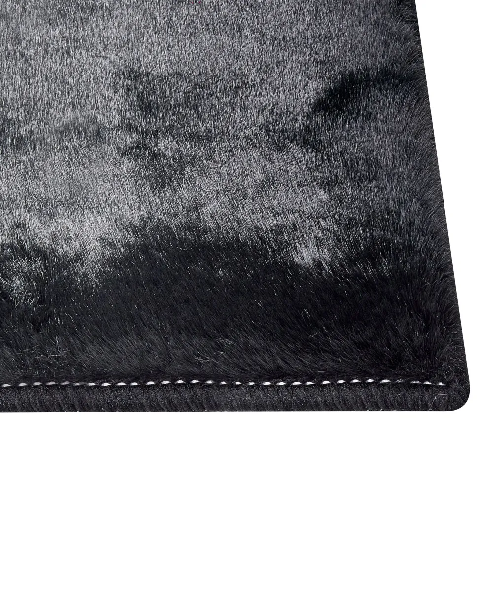 Beliani Matto Janiksen Tekoturkis Musta 160 X 230 Cm Mirpur Discount