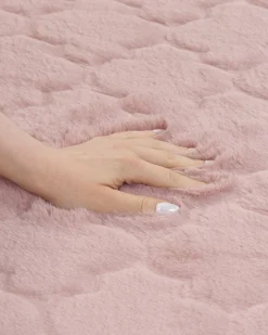 Beliani Matto Janiksen Tekoturkis Vaaleanpunainen 160 X 230 Cm Gharo Store