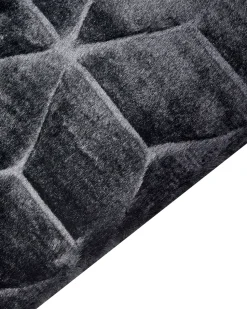 Beliani Matto Janiksen Tekoturkis Musta 160 X 230 Cm Thatta Hot