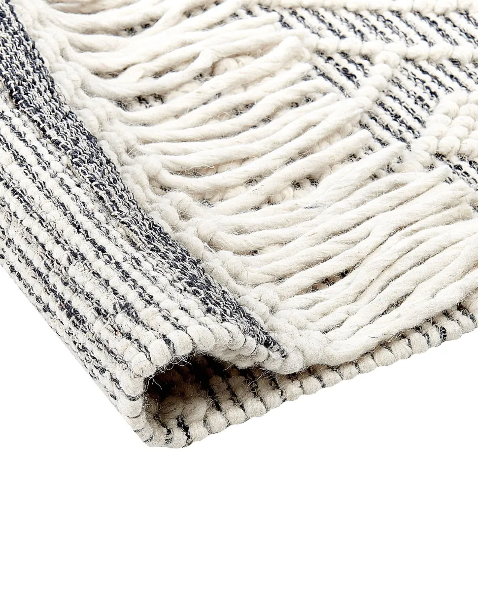 Beliani Matto Musta/Valkoinen 160 X 230 Cm Kavak Online