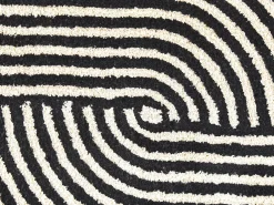 Beliani Matto Puuvilla Musta/Valkoinen 140 X 200 Cm Bareli Flash Sale