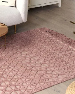 Beliani Matto Vaaleanpunainen 160 X 230 Cm Alucra Cheap