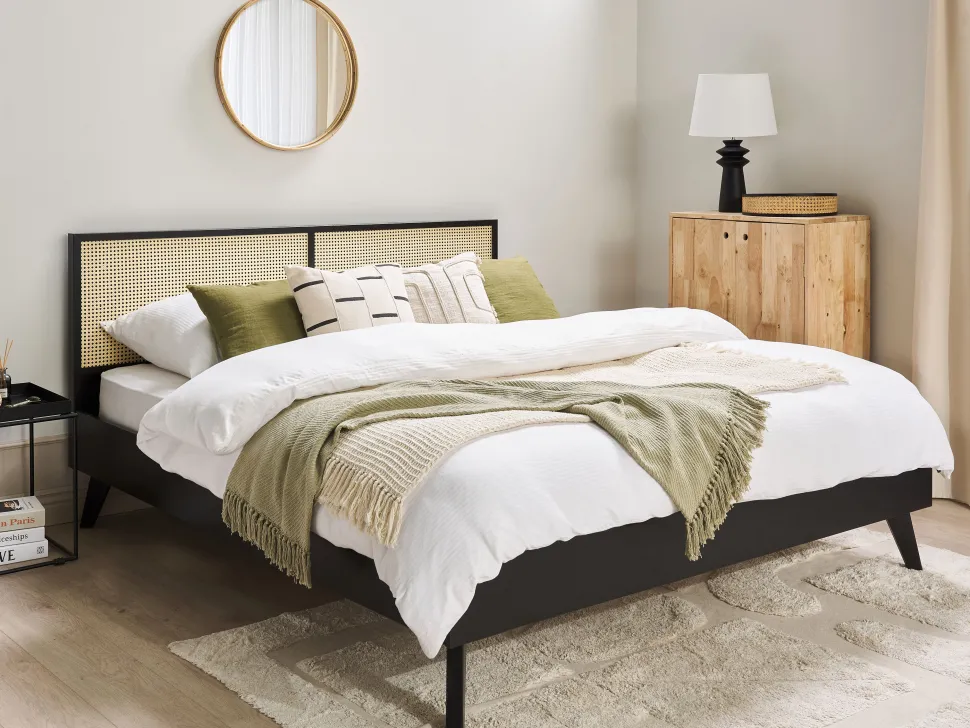 Beliani Parisanky Rottinki Musta 180 X 200 Cm Monpazier Flash Sale