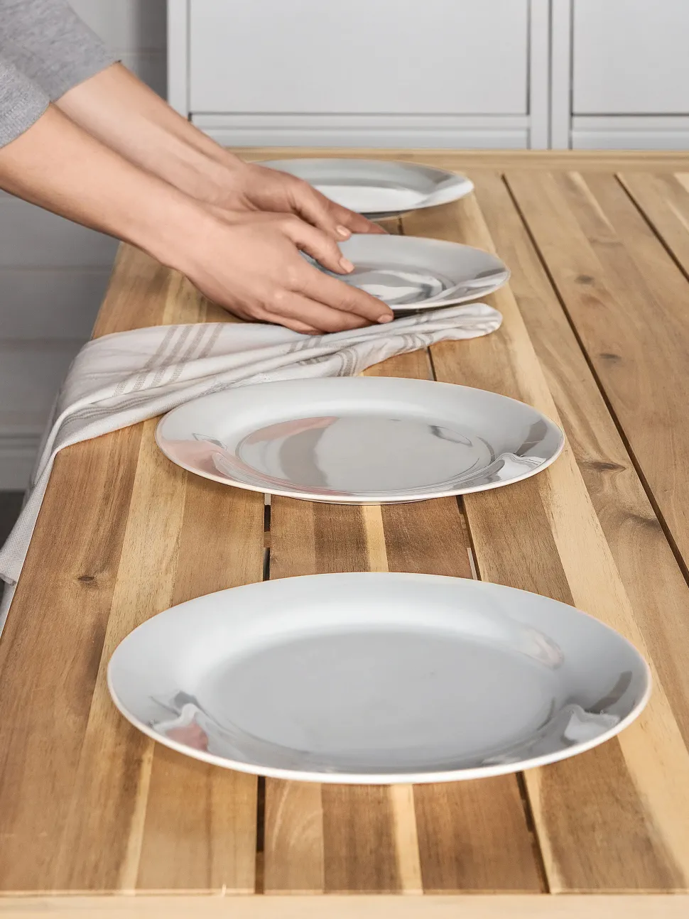 Beliani Penkki Musta Scania Sale