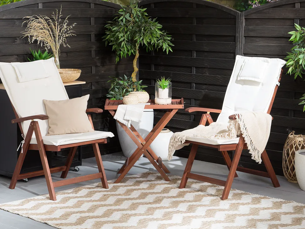 Beliani Poyta Ja 2 Tuolia Luonnonvalkoisilla Tyynyilla Toscana Sale