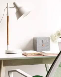 Beliani Poytavalaisin Metalli Valkoinen/Vaalea Puu Aldan Store