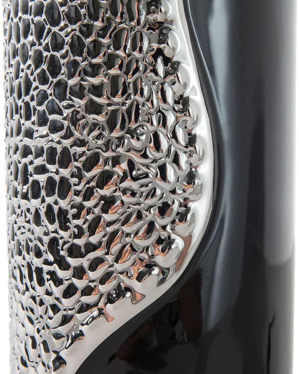 Beliani Poytavalaisin Posliini Musta/Hopea Aiken Fashion