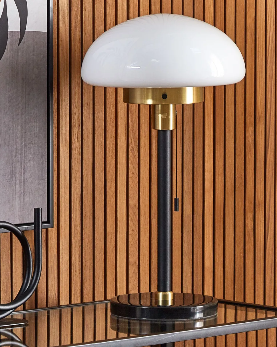 Beliani Poytavalaisin Rauta Musta Minija Store