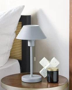 Beliani Poytavalaisin Rauta Vaaleanharmaa Caparo Store