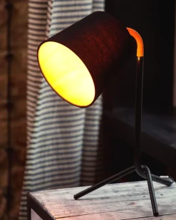 Beliani Poytavalaisin Teras Musta Mooki Hot