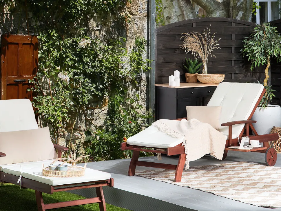 Beliani Puinen Aurinkotuoli Luonnonvalkoisella Pehmusteella Toscana Discount