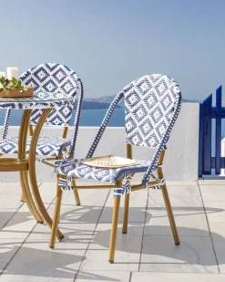 Beliani Puutarhakalustesetti 4-Istuttava Sinivalkoinen Rifreddo Sale