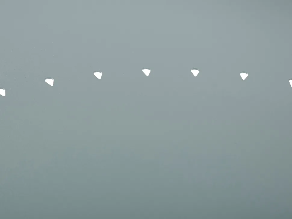 Beliani Puutarhapoyta 160 X 90 Cm Metallinen Vaaleansininen Calvi Cheap