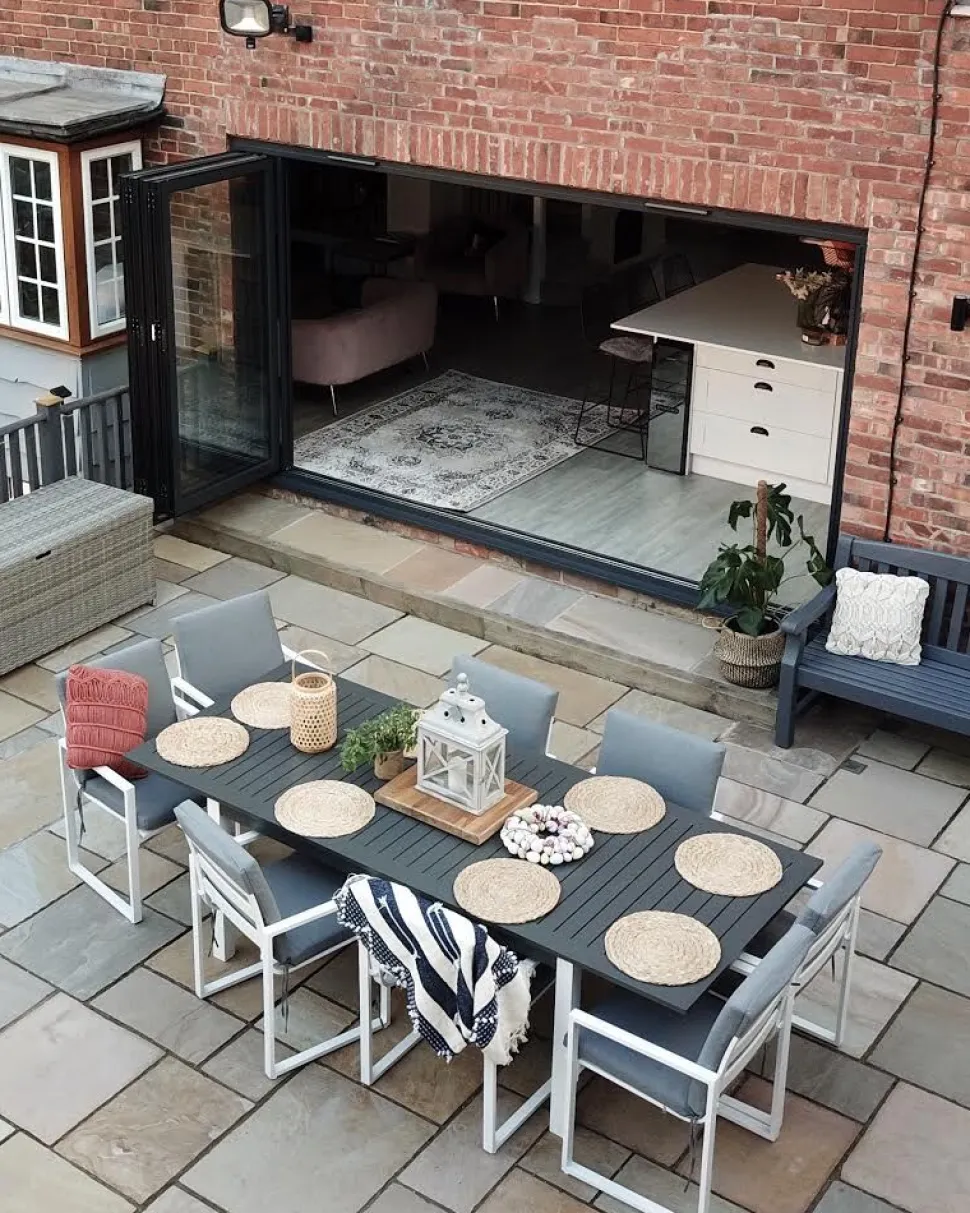 Beliani Puutarhapoytaryhma Jatkettava Poyta Ja 6 Tuolia Pancole Online