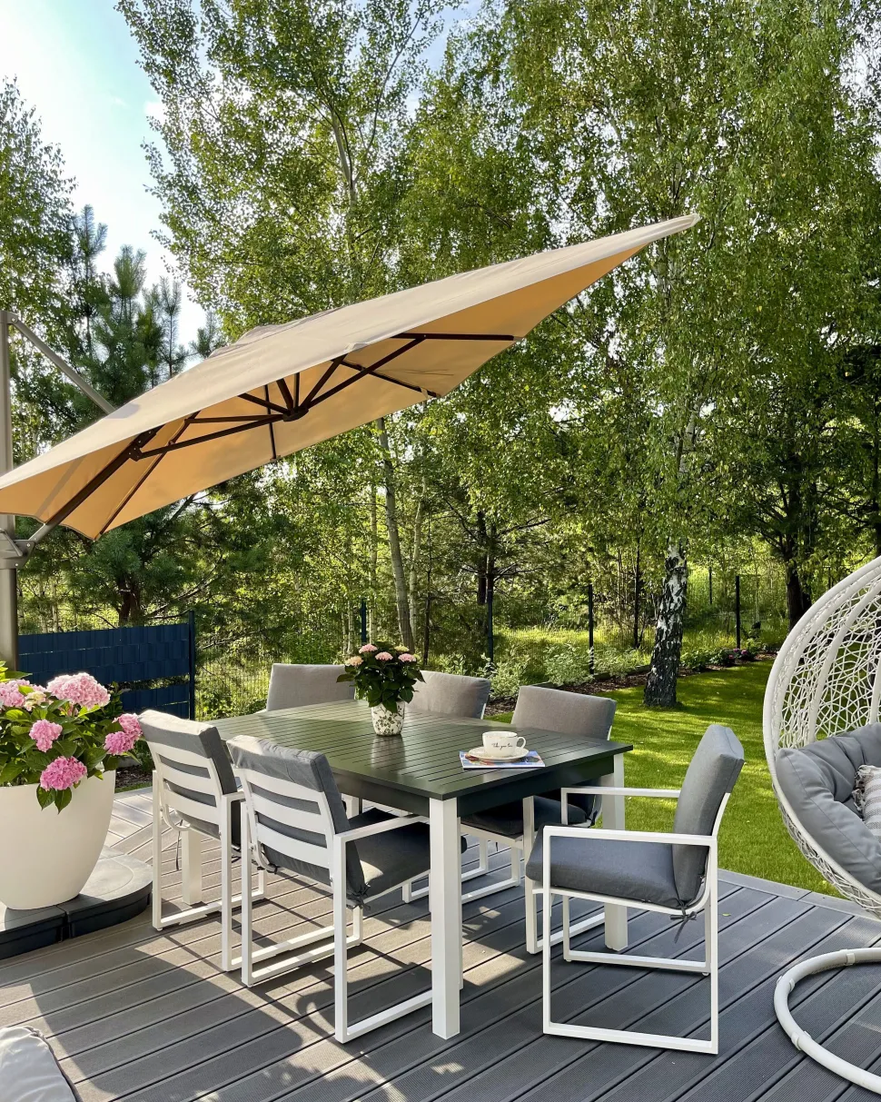 Beliani Puutarhapoytaryhma Jatkettava Poyta Ja 6 Tuolia Pancole Online