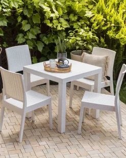 Beliani Puutarhatuoli 4 Kpl Valkoinen Fossano Best