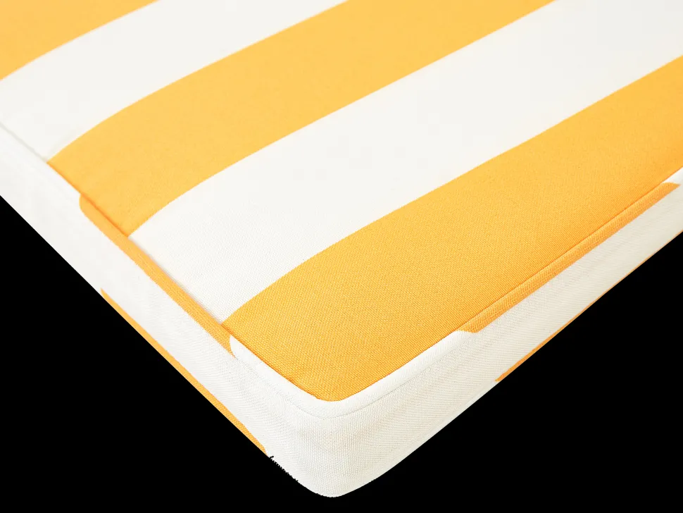 Beliani Puutarhatuolin Pehmuste Keltainen/Valkoinen 37 X 34 Cm 2 Kpl Terni Sale