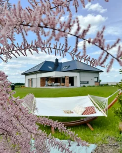 Beliani Riippukeinu Telineella Beige Treviso Best