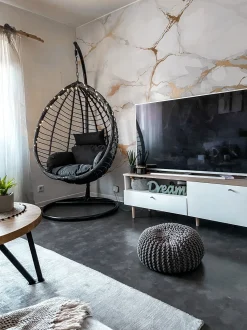 Beliani Riipputuoli Jalustalla Polyrottinki Musta Tollo Outlet