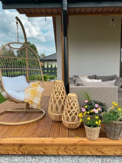 Beliani Riipputuoli Jalustalla Polyrottinki Luonnonvari Alba Discount