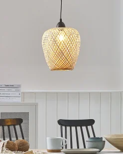 Beliani Riippuvalaisin Bambu Vaalea Puu Bomu Store