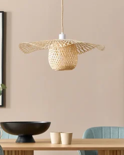 Beliani Riippuvalaisin Bambu Vaalea Puu Bonito Fashion