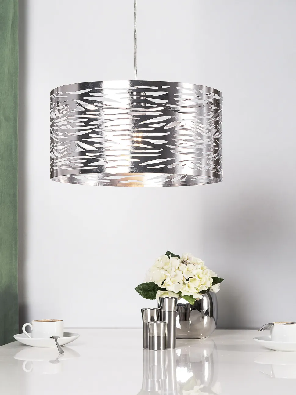 Beliani Riippuvalaisin Metalli Hopea Torno Outlet