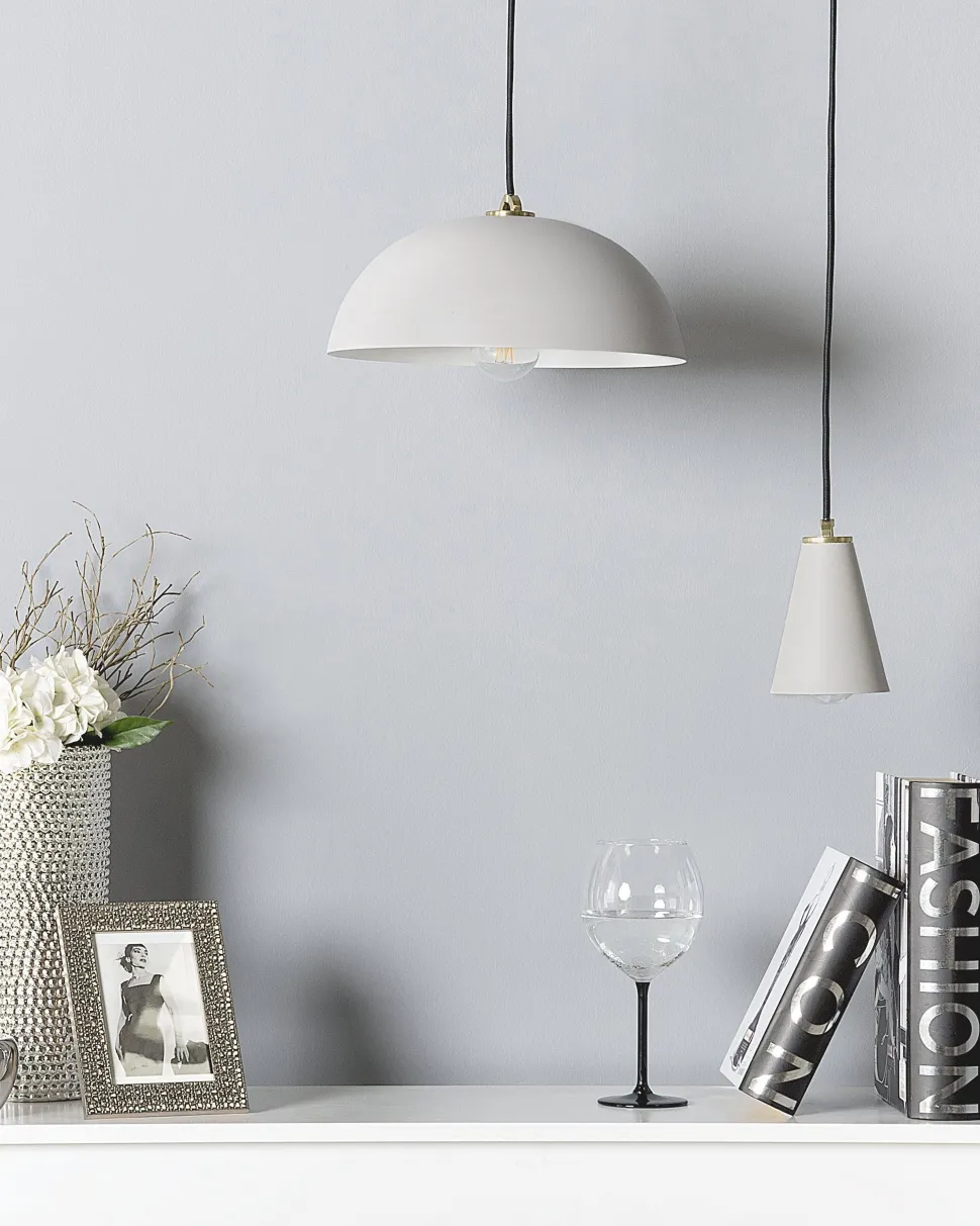 Beliani Riippuvalaisin Metalli Vaaleanharmaa Cares Outlet