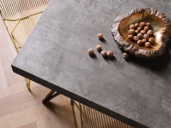 Beliani Ruokapoyta Harmaa/Musta 160 X 90 Cm Buscot Hot