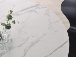 Beliani Ruokapoyta Marmorikuvio Valkoinen/Musta 120 Cm Odeon Sale