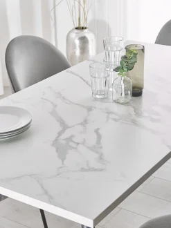 Beliani Ruokapoyta Marmorikuvio Valkoinen/Musta 160 X 80 Cm Santiago Fashion